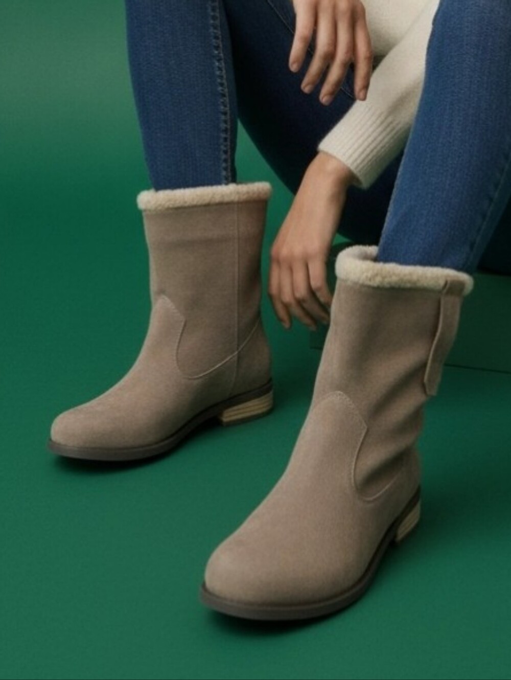 Sole Society Women's Sz 9 Verona Booties Tan Suede Faux Fur Small Wood Heel
